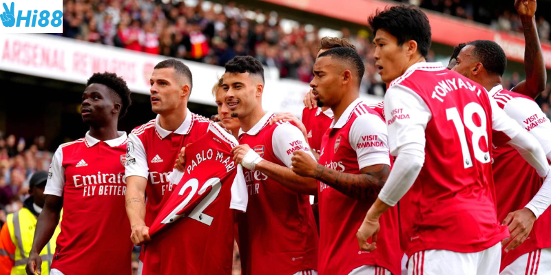 Đánh giá sức mạnh và tham gia cá cược